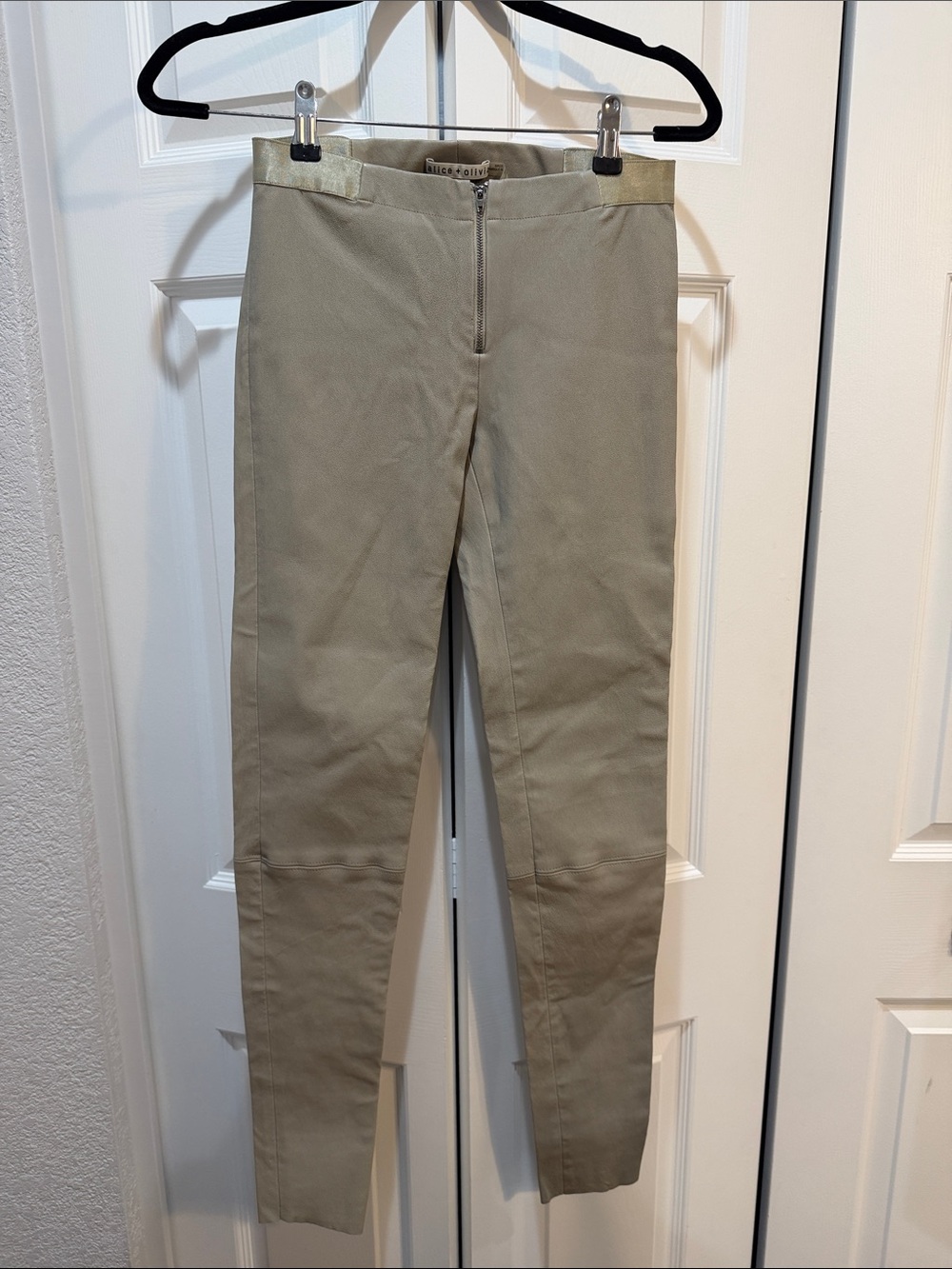 Alice + Olivia Lambskin Leather Leggings Zip Front Taupe Size 4